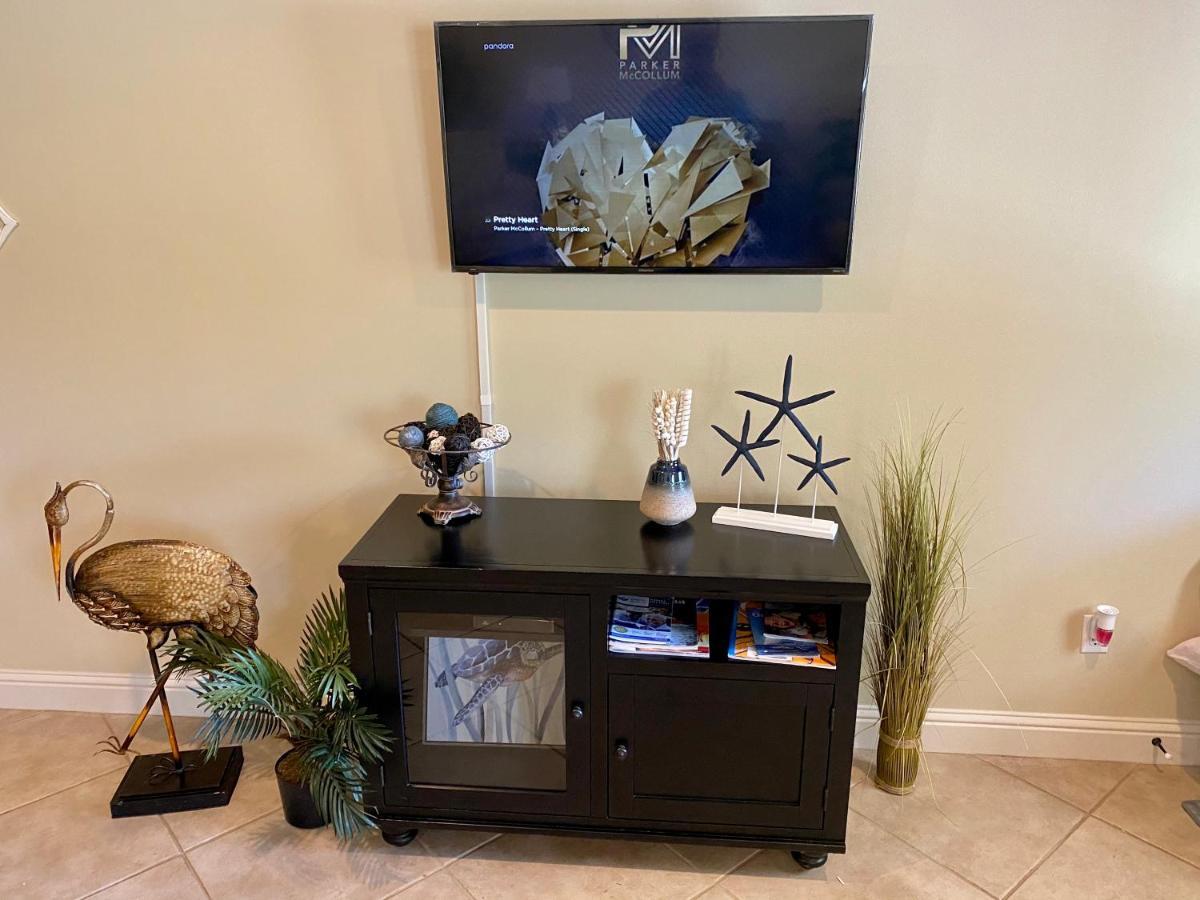 Condo W Pool Near Beaches, Dining, Shopping, Etc Gulf Shores Exteriör bild